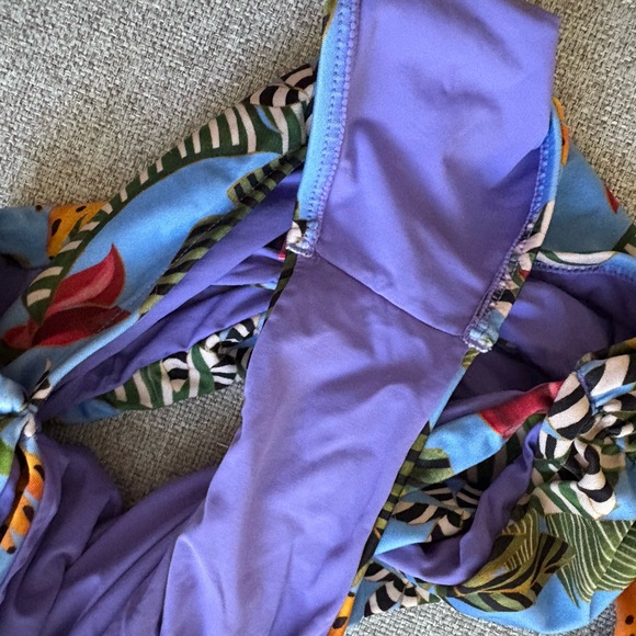 Farm Rio swimsuit - Picture 7 of 8